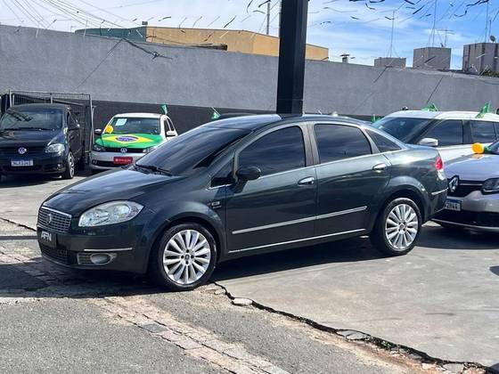 FIAT LINEA 1.8 ABSOLUTE 16V FLEX 4P AUTOMATIZADO